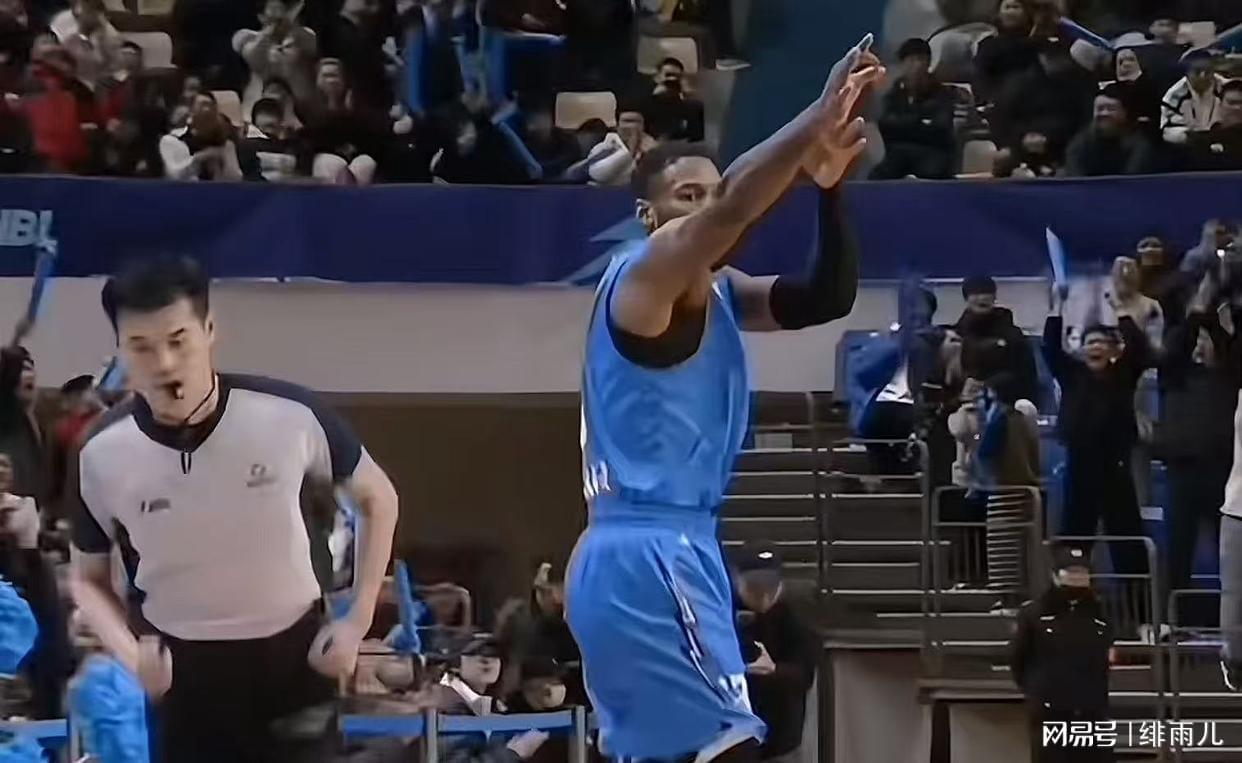 开云体育在线-恭喜威姆斯！正式升任教练一职，未来有望执教广东队？